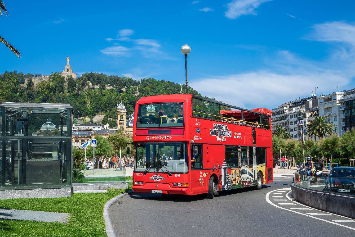 Donostia city tour